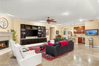 Photo #5: 2547903 Listing 