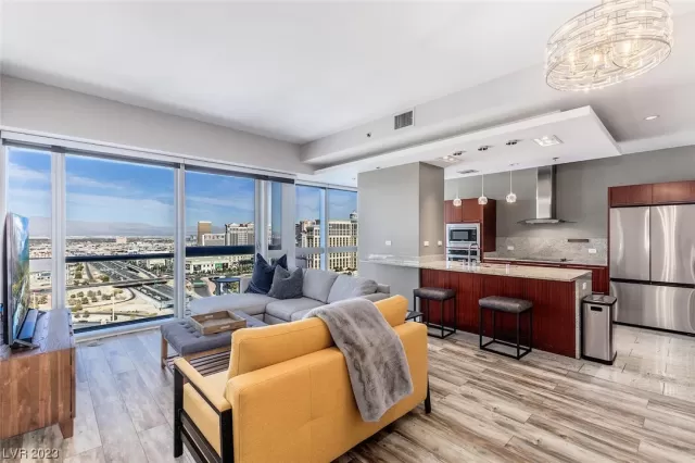 MLS: 2547905 Condo For Sale