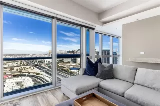 Photo #5: 2547905 Listing 