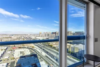 Photo #6: 2547905 Listing 