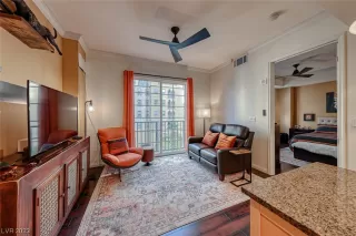 Photo #2: 2547922 Listing