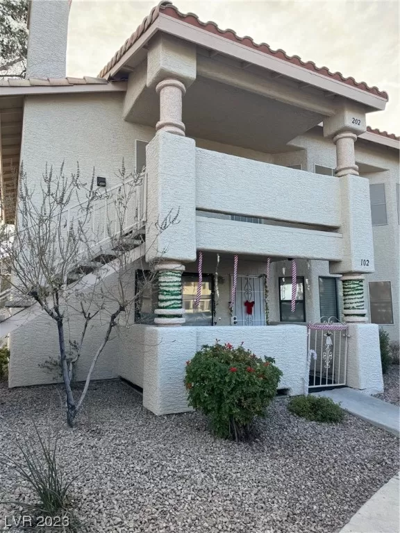 MLS: 2547956 Condo For Sale