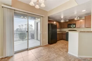 Photo #2: 2547979 Listing 