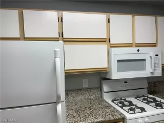 Photo #2: 2547981 Listing 