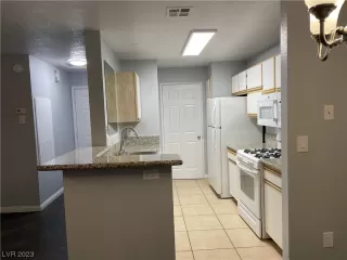 Photo #3: 2547981 Listing 