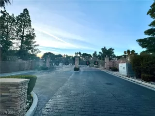 Photo #2: 2547985 Listing 