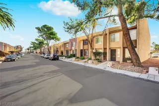 Photo #2: 2547996 Listing 