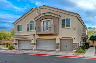 Photo #1: 2548016 Listing