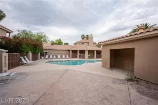 Photo #5: 2548077 Listing 