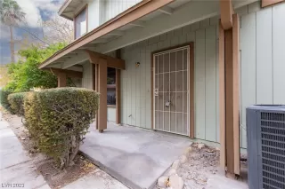 Photo #1: 2548081 Listing 