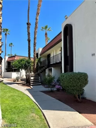 Photo #1: 2548120 Listing