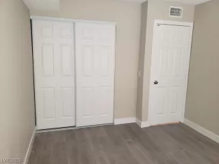 Photo #5: 2548120 Listing