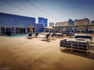 Photo #1: 2548136 Listing