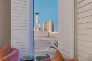 Photo #6: 2548150 Listing 