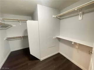 Photo #5: 2548157 Listing 