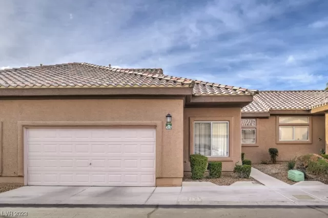 MLS: 2548209 Condo For Sale