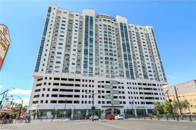 MLS: 2548218 Condo For Sale