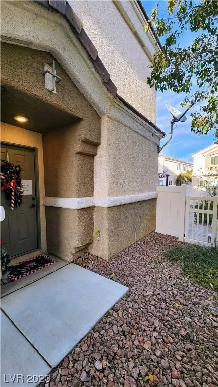 MLS: 2548223 Condo For Sale