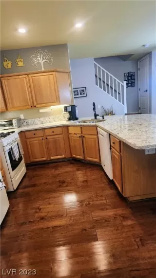 Photo #4: 2548223 Listing 