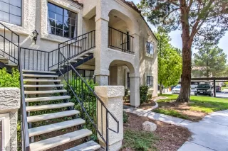 Photo #1: 2548232 Listing 