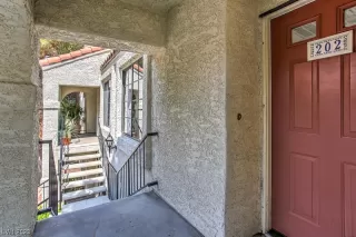 Photo #3: 2548232 Listing 