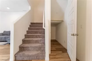 Photo #5: 2548283 Listing 