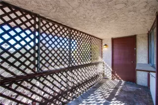 Photo #2: 2548305 Listing