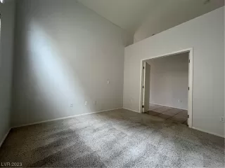 Photo #5: 2548316 Listing 