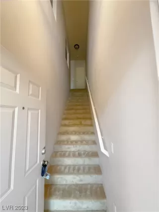 Photo #6: 2548324 Listing