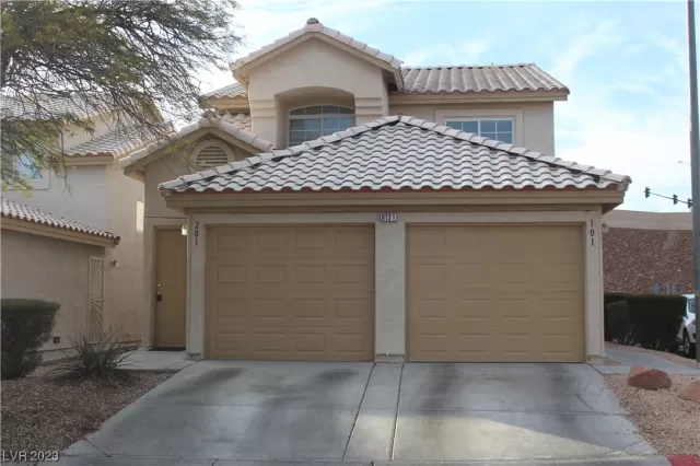 MLS: 2548340 Condo For Sale