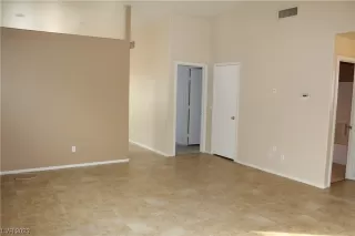 Photo #2: 2548340 Listing 