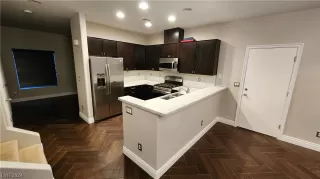 Photo #3: 2548360 Listing 