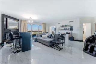 Photo #2: 2548393 Listing