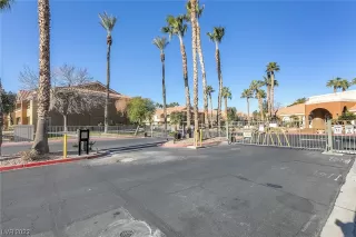 Photo #5: 2548441 Listing 