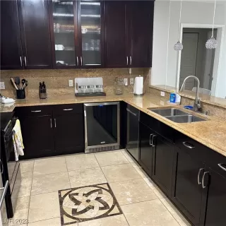 Photo #6: 2548450 Listing 