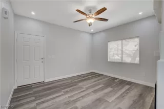 Photo #5: 2548468 Listing 