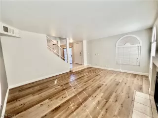 Photo #1: 2548473 Listing 