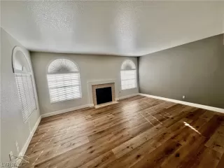 Photo #3: 2548473 Listing 