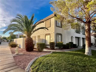 Photo #1: 2548476 Listing 