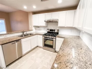 Photo #6: 2548485 Listing 