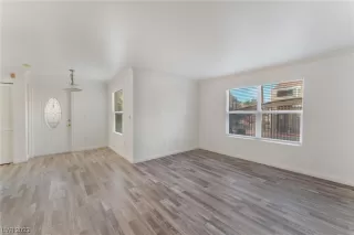 Photo #2: 2548507 Listing 