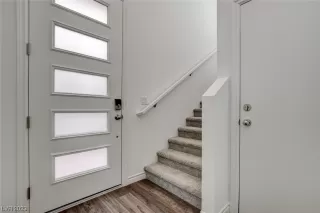 Photo #3: 2548522 Listing