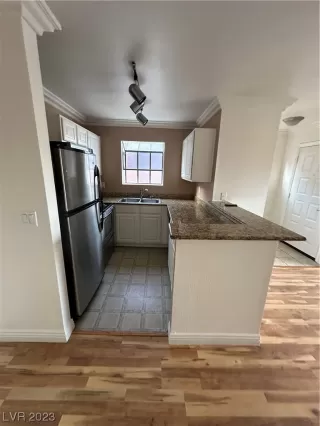 Photo #1: 2548527 Listing 