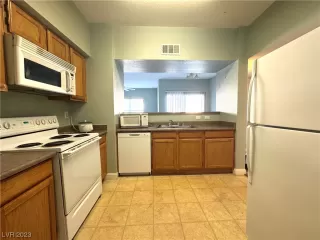 Photo #4: 2548532 Listing 