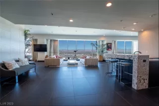 Photo #2: 2548545 Listing 