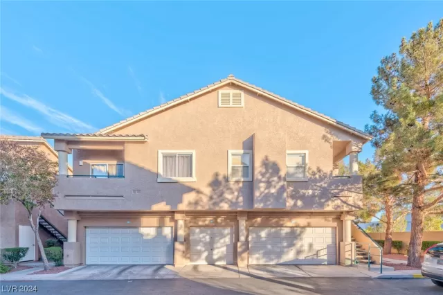 MLS: 2548563 Condo For Sale