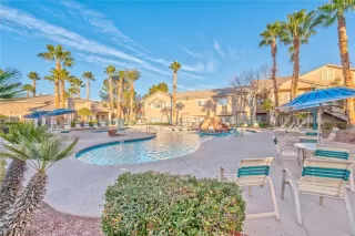 Photo #1: 2548563 Listing 