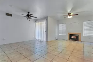 Photo #6: 2548579 Listing