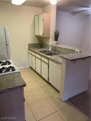 Photo #4: 2548594 Listing 