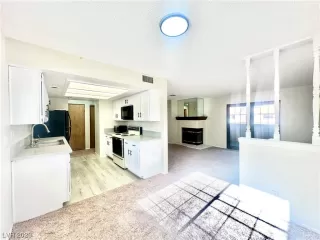 Photo #1: 2548615 Listing